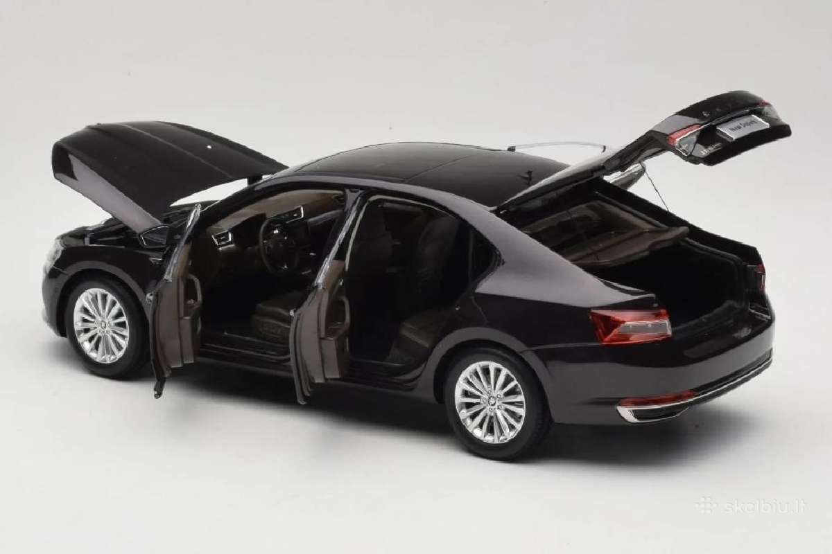 Skoda Superb - nuotraukos Nr. 2