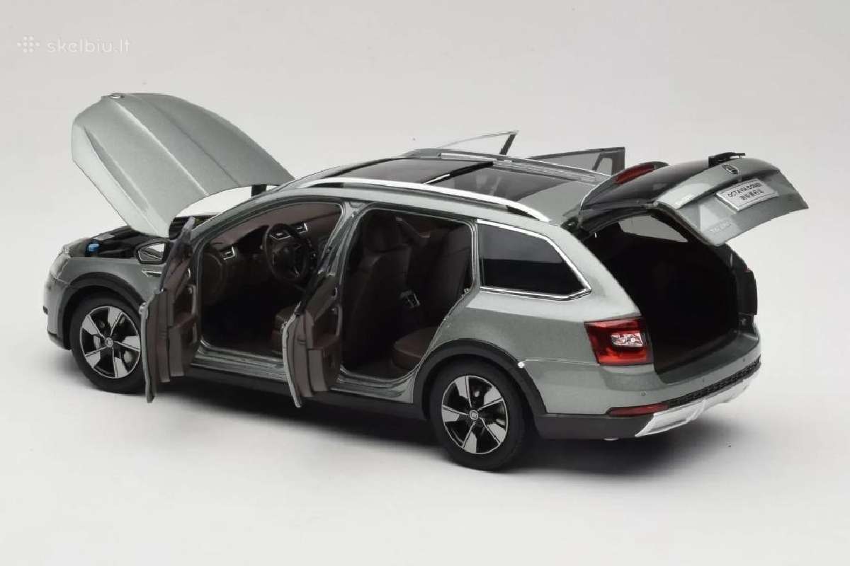 Skoda Octavia Combi - nuotraukos Nr. 2