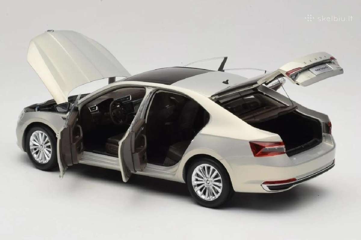 Skoda Superb - nuotraukos Nr. 2