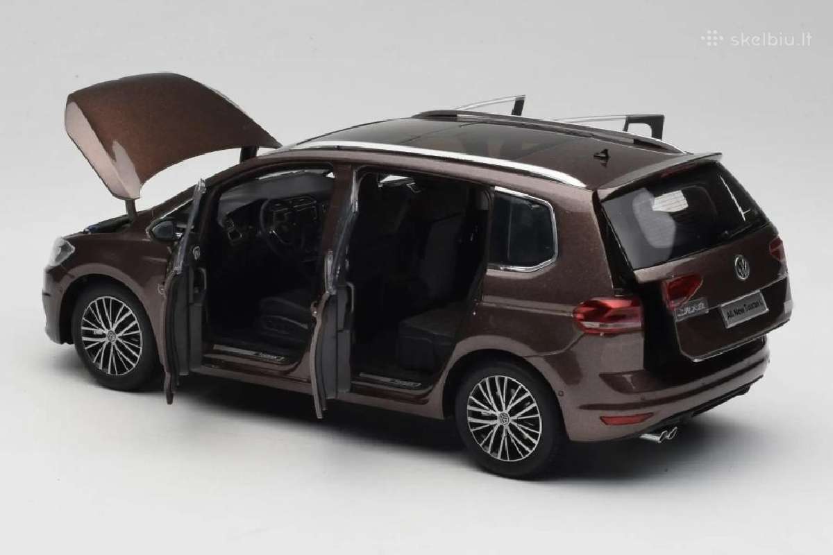 VW Touran - nuotraukos Nr. 2