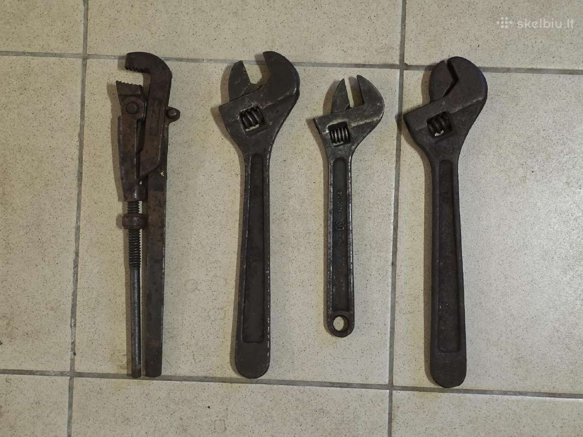 Seni santechniko raktai 4 vnt kaina už visus