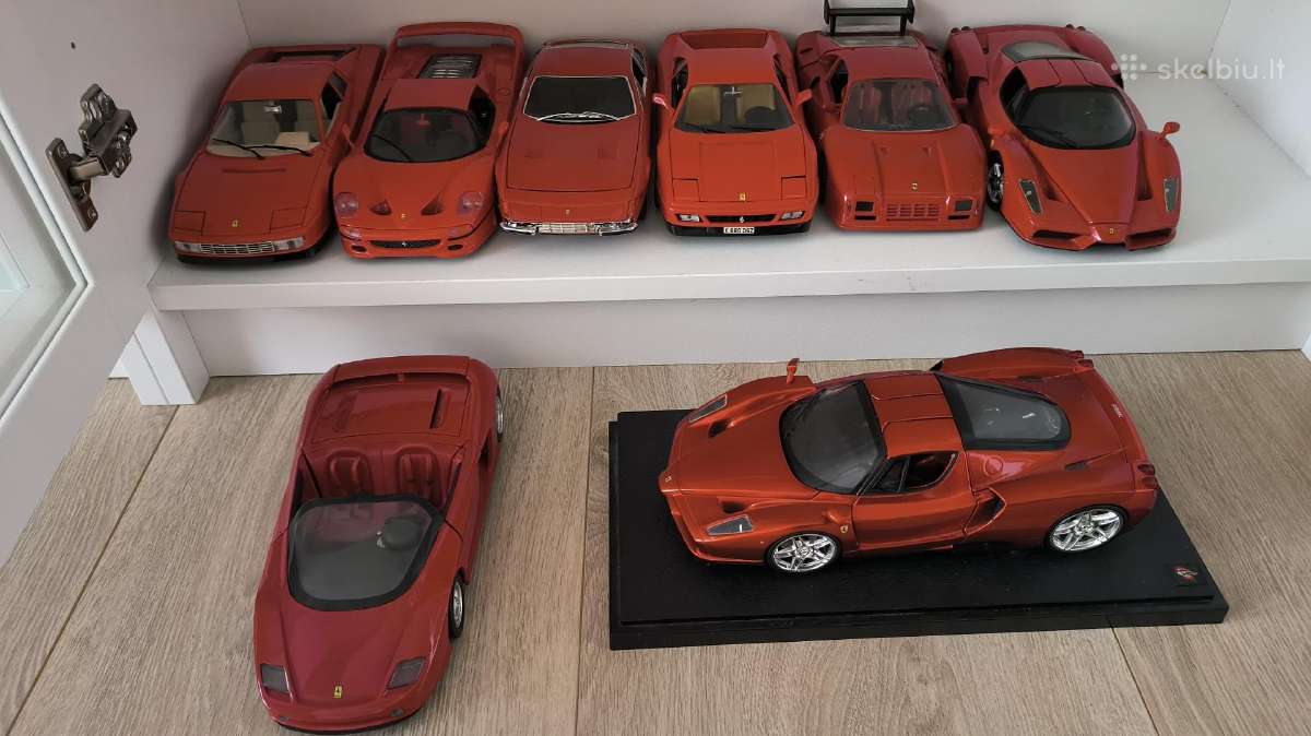 1:18 Ferrari modeliukai