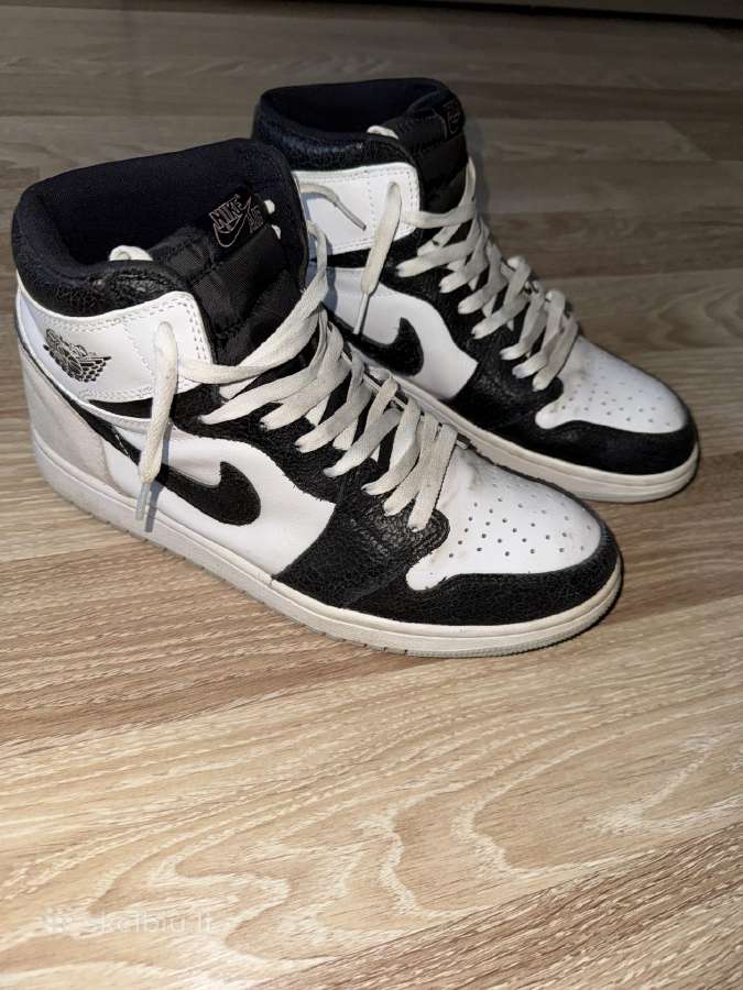 Air Jordan 1 Og ‘Bleached Coral