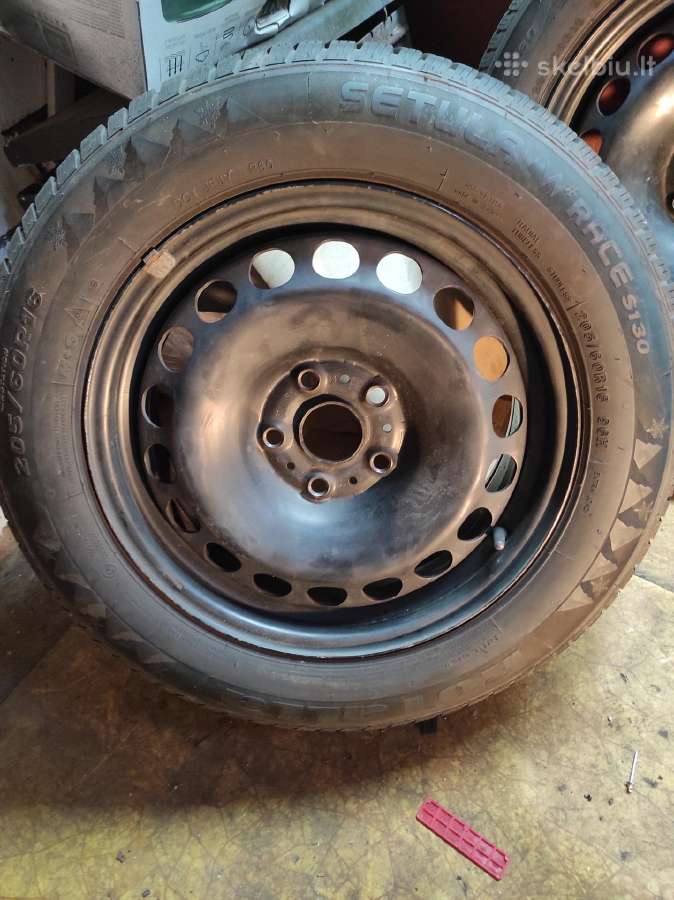 205/60 R16 padangos su VW skardiniais ratlankiais - nuotraukos Nr. 6