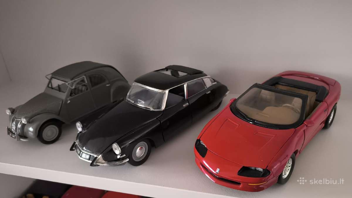 1:18 Citroen, Lloyd, Camaro modeliukai