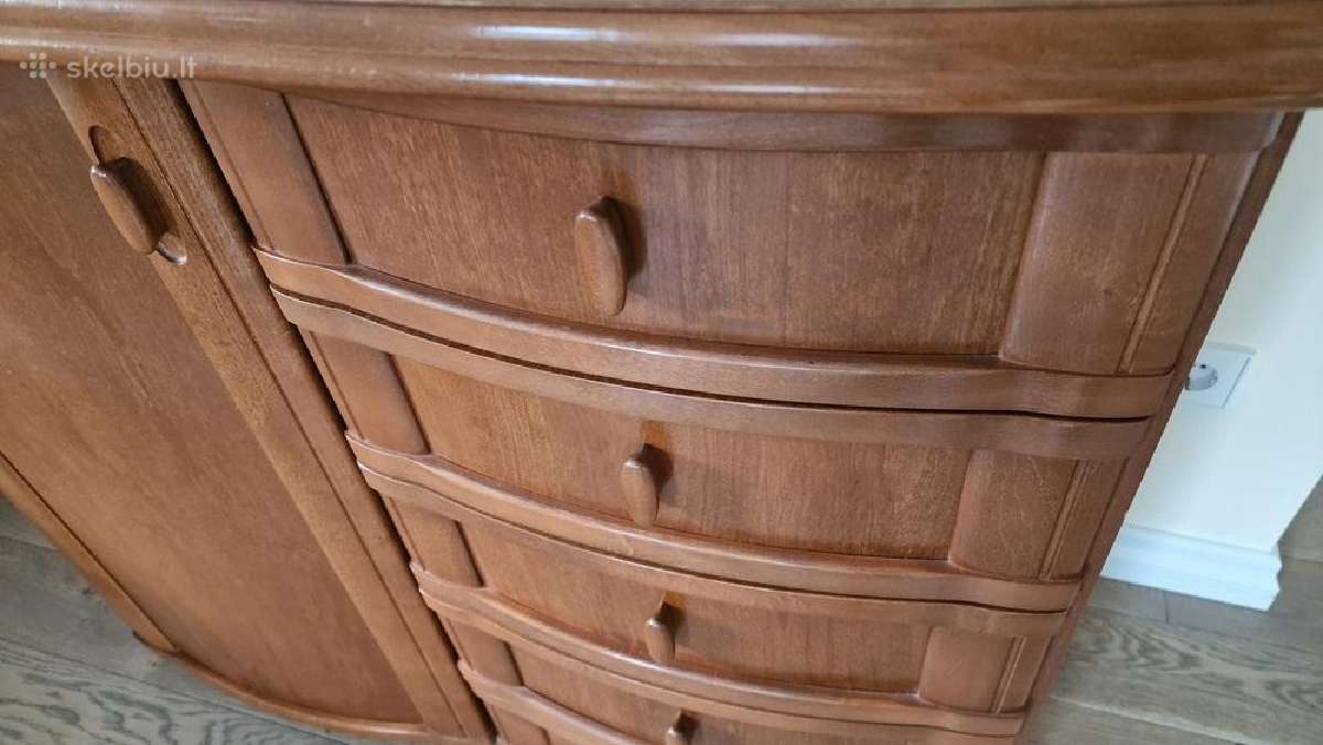 Riešuto spalvos miegamojo baldų komplektas - nuotraukos Nr. 6