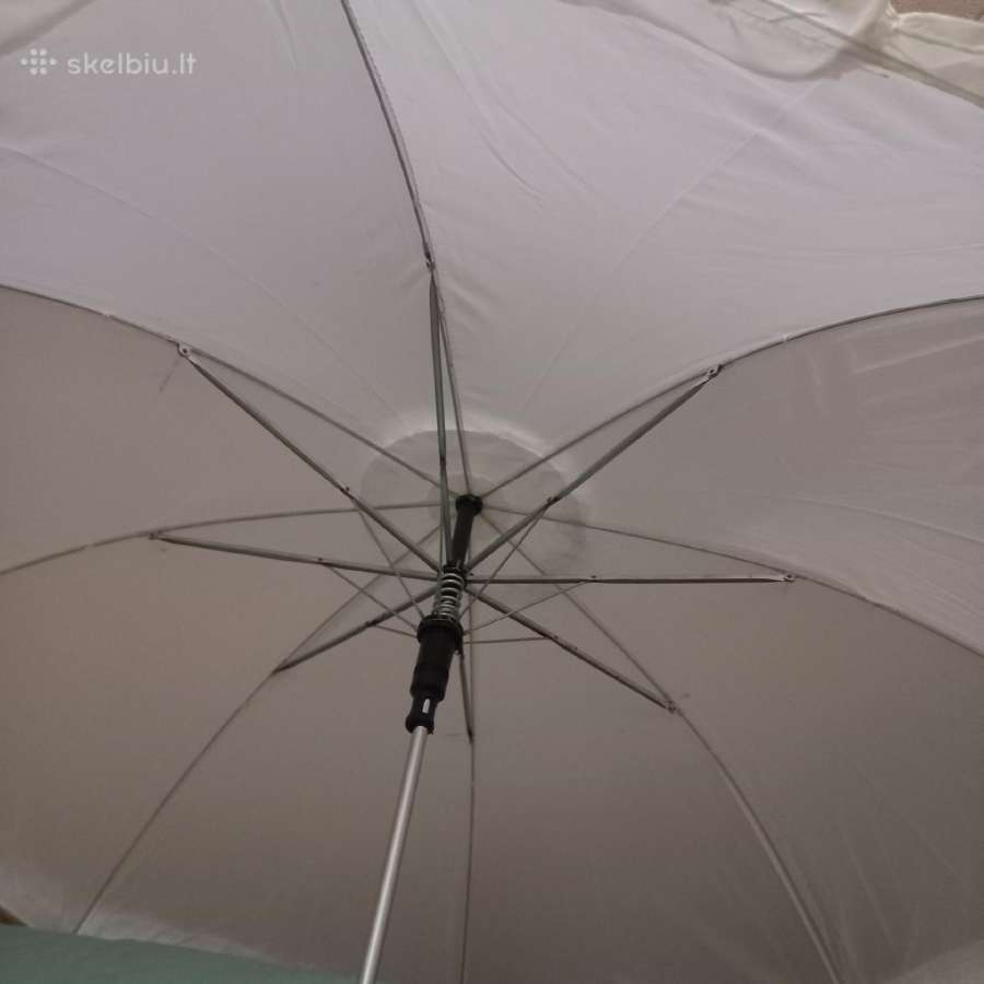 Parduodu nauja balta sketi