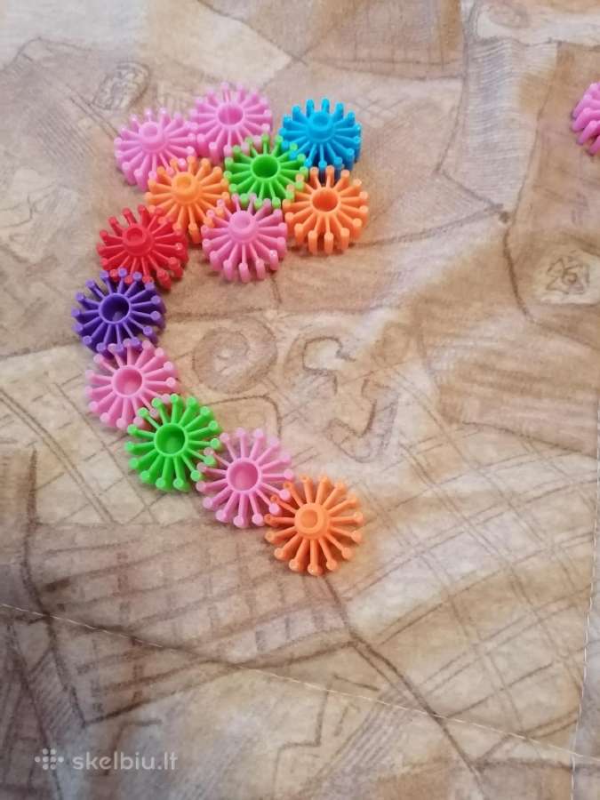 50 modeliuku su dėžute, kiti žaisliukai dovanoms - nuotraukos Nr. 4