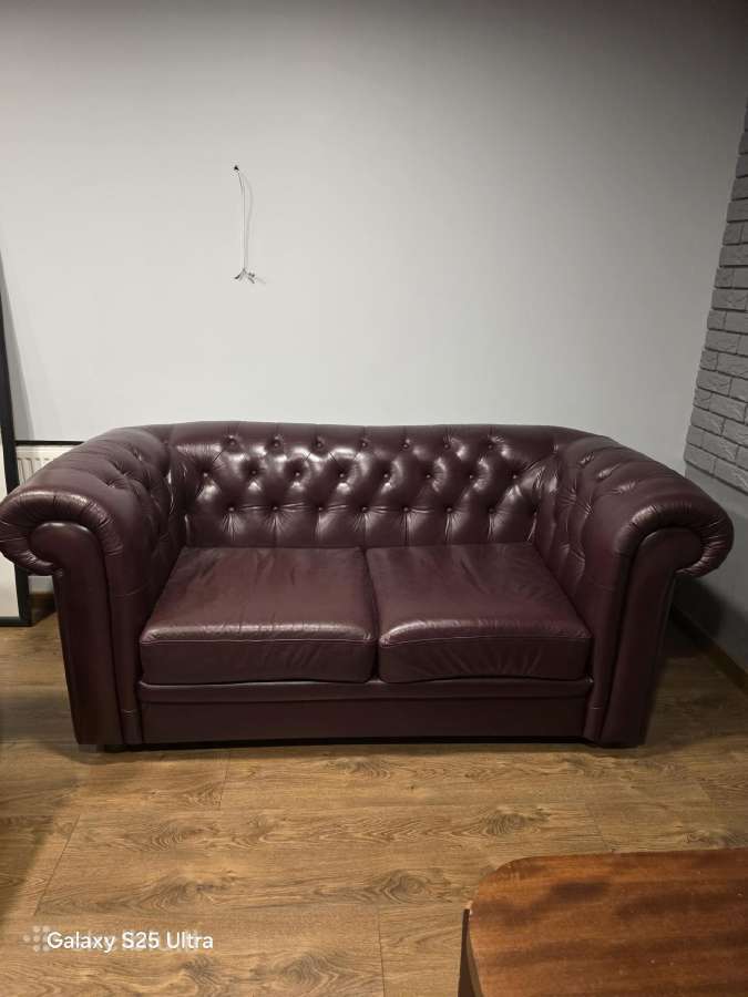 Dvivietie Chesterfield sofa