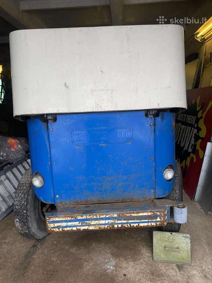 Zamboni ledo paruosimo masina - nuotraukos Nr. 3