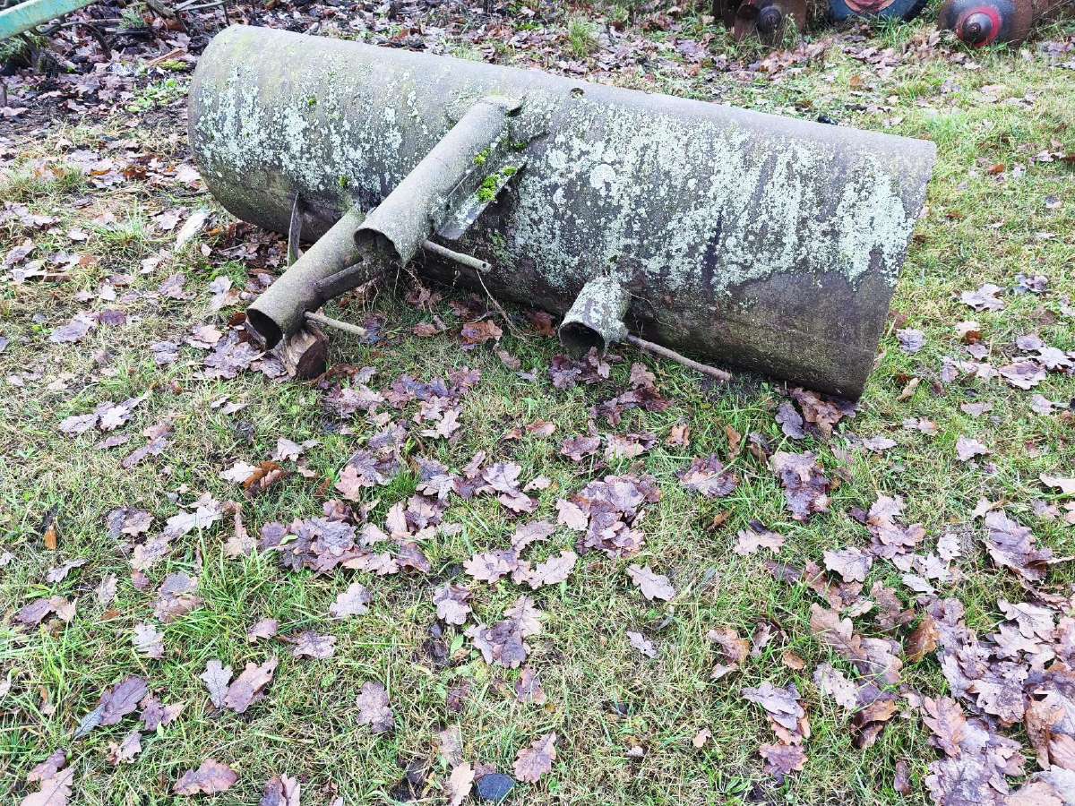 Sėjamųjų, plūgų dalys, lėkštės ir kita technika - nuotraukos Nr. 2