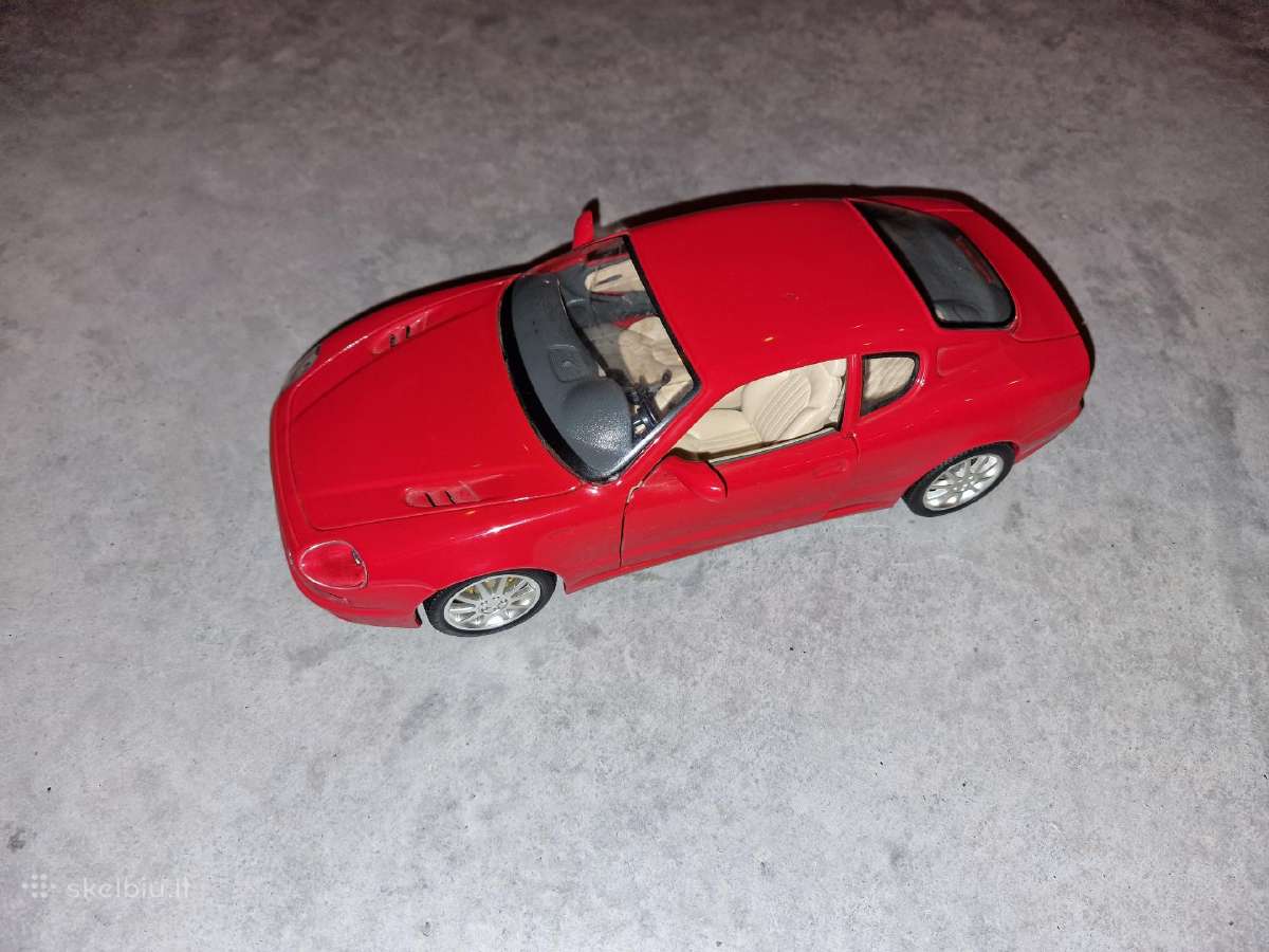 Bburago Maserati 3200 GT 1:18 – kolekcinis modelis
