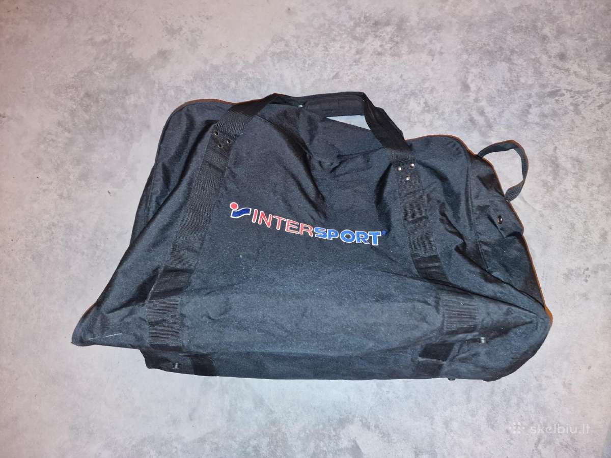 Intersport sportinis krepšys labai didelis