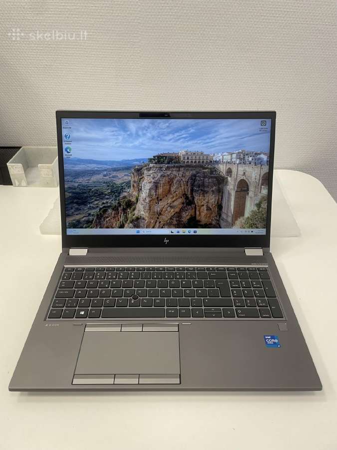 Hp Zbook Fury 15.6 G8 i7-11850h 32gb RAM 512gb SSD