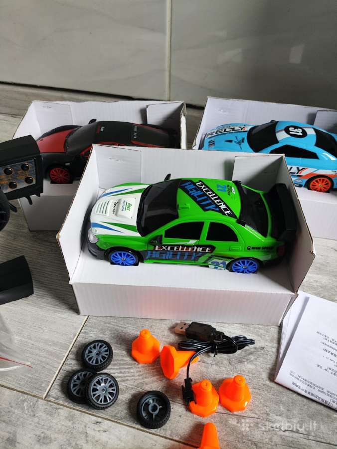 RC Drift Valdoma pulteliu mašinėlė automobilis