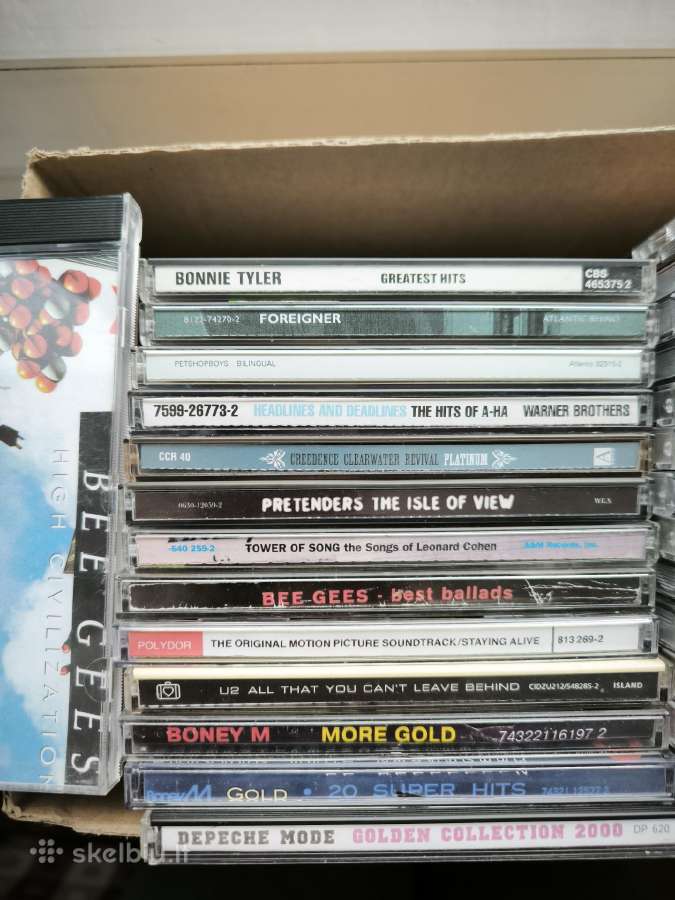 Keletas CD Red Hot Chili Peppers,paul Simon,creede - nuotraukos Nr. 7