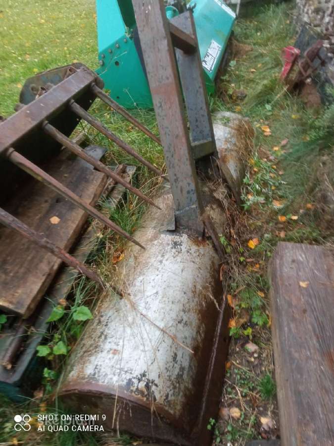 Parduodamos traktoriaus T-25 detalės - nuotraukos Nr. 10