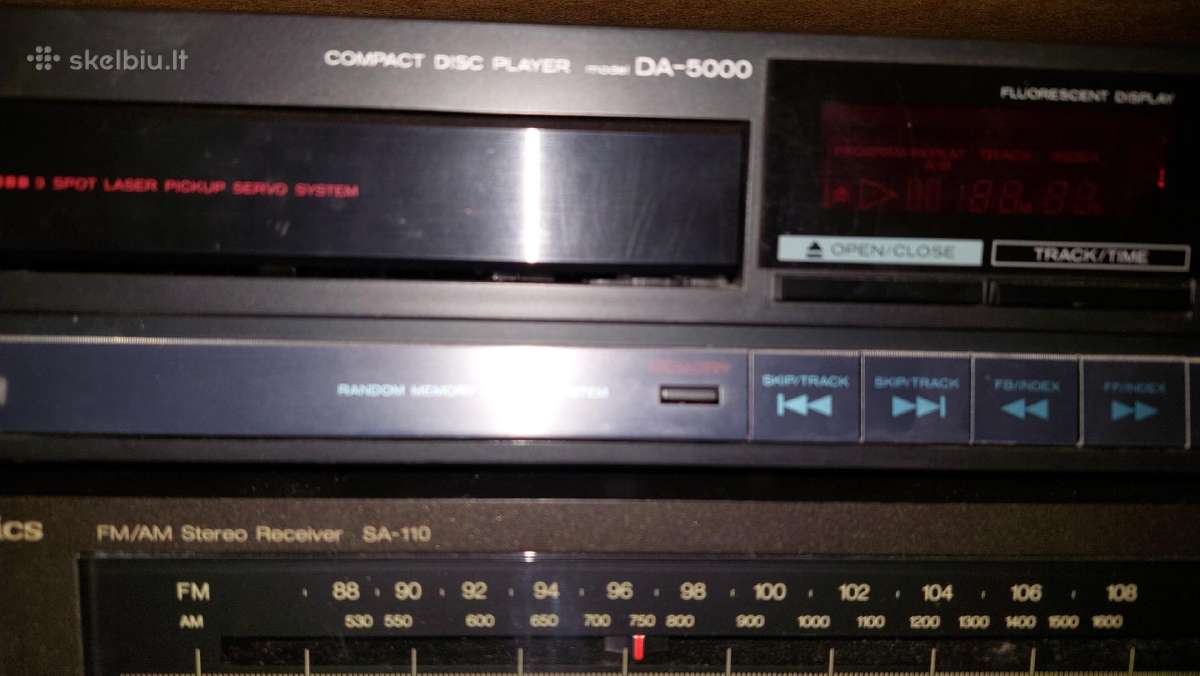 Hitachi CD grotuvas