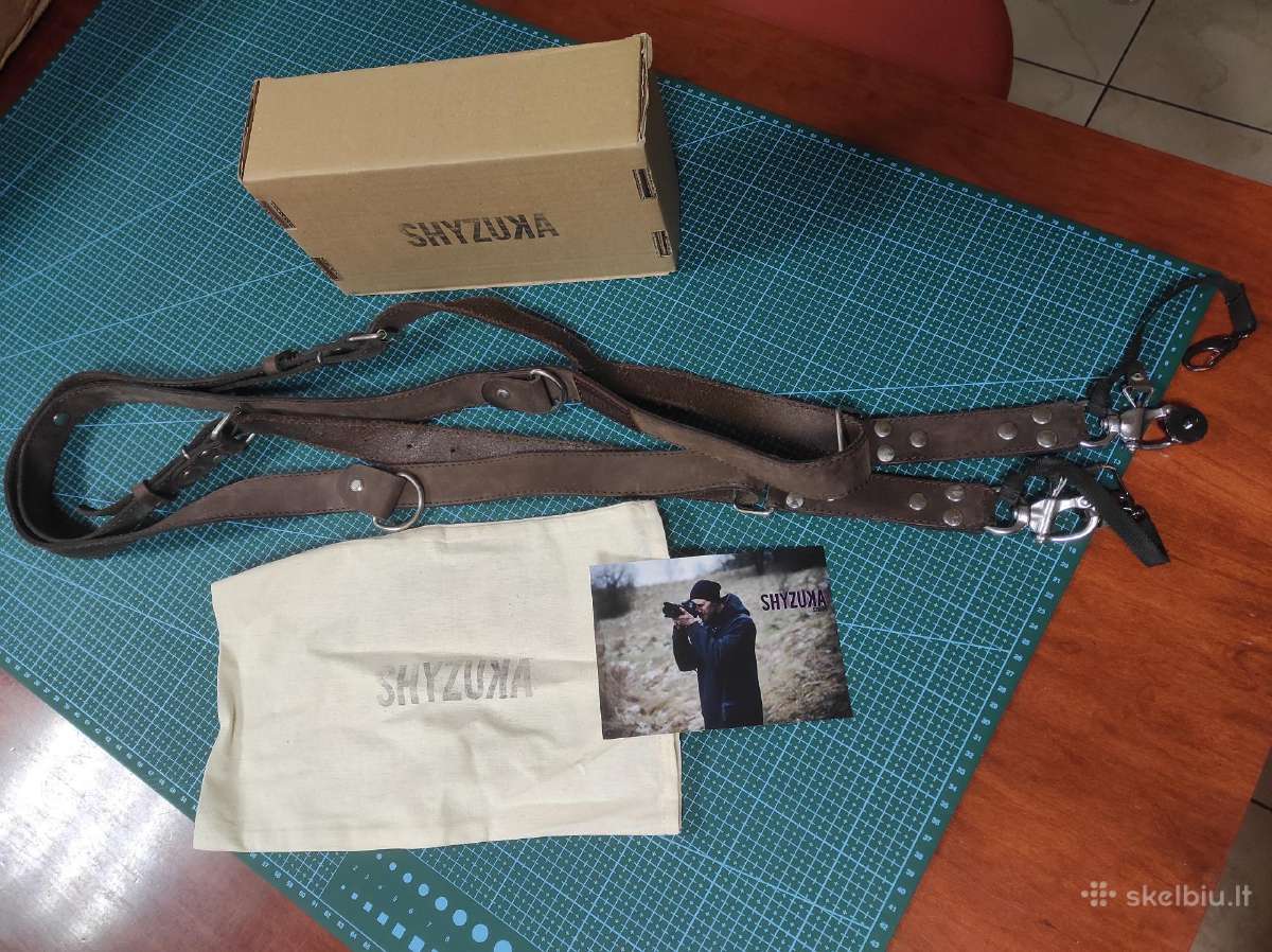 Shyzuka Straps petnešos fotografui