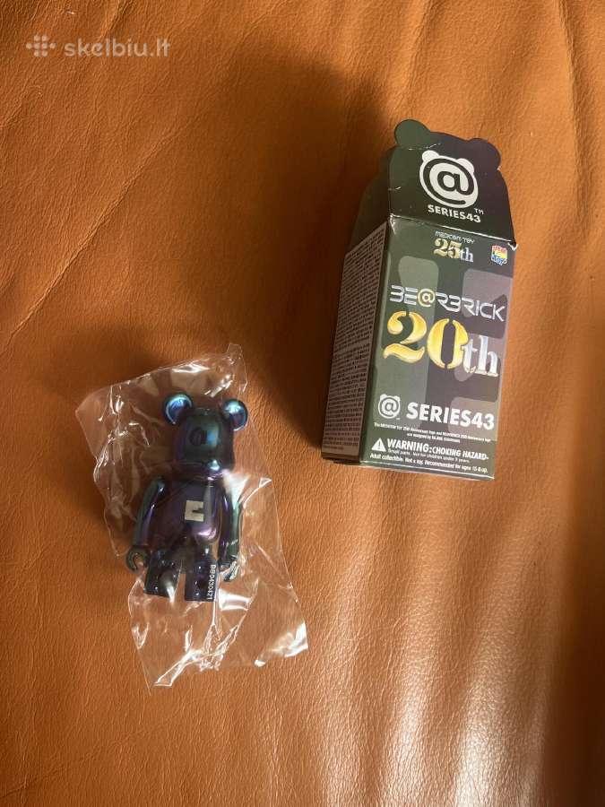 Medicom bearbrick figure - 43 series