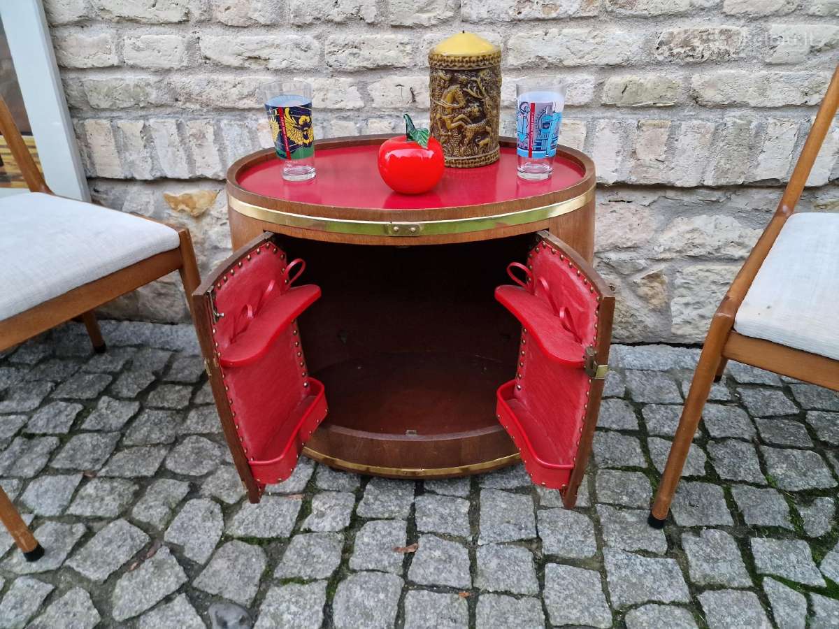 Vintažinis mid century ąžuolinis staliukas/baras