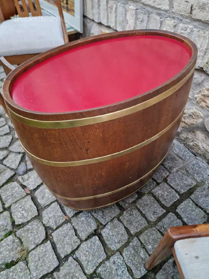 Vintažinis mid century ąžuolinis staliukas/baras - nuotraukos Nr. 4