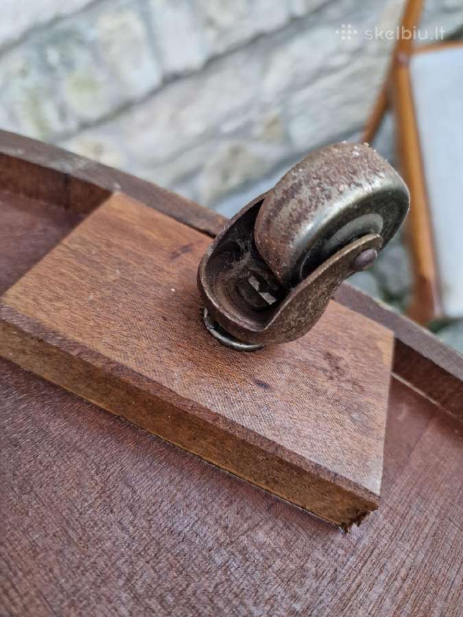 Vintažinis mid century ąžuolinis staliukas/baras - nuotraukos Nr. 30