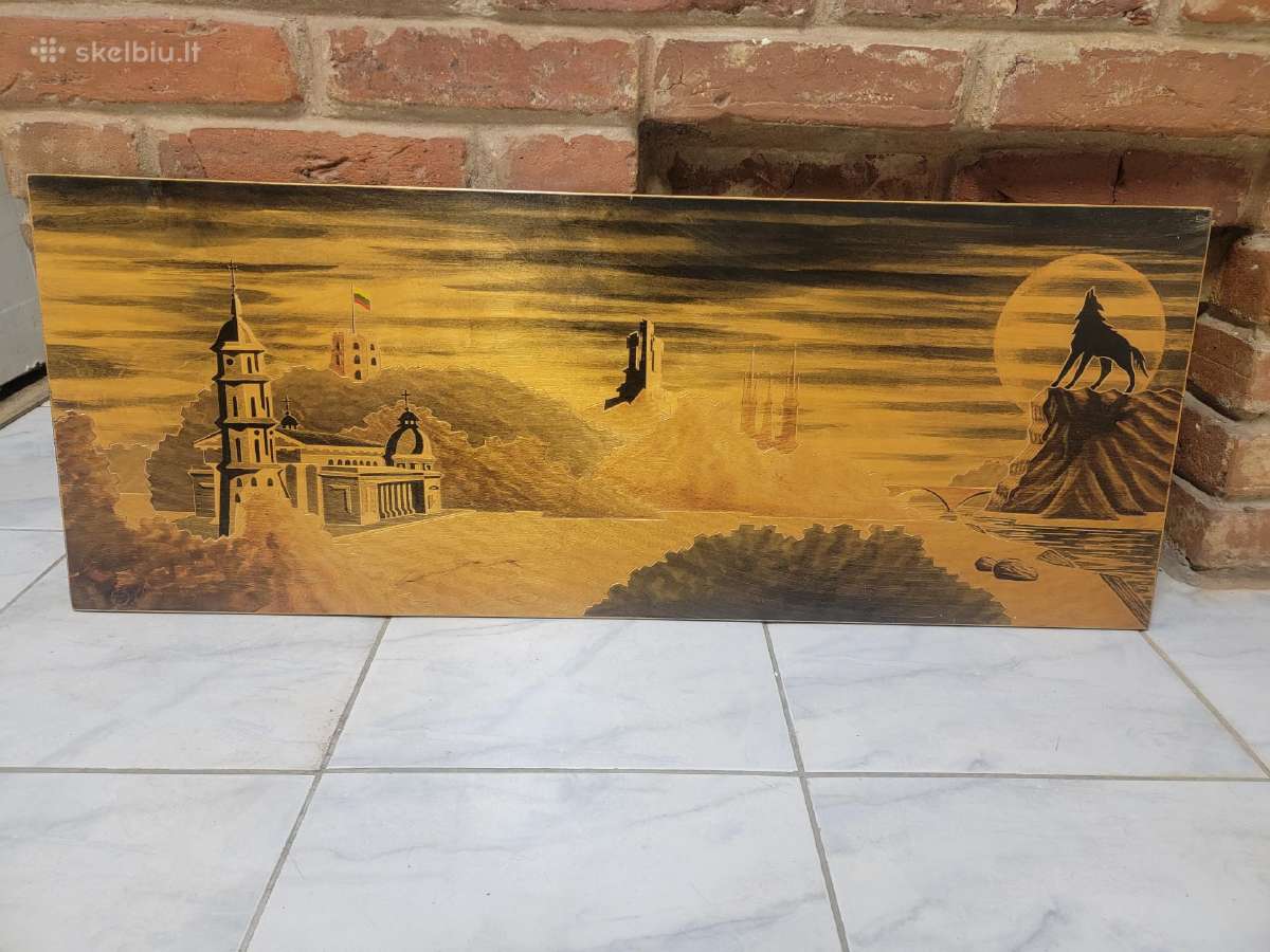 Stilizuotas medinis paveikslas su Vilniaus vaizdu
