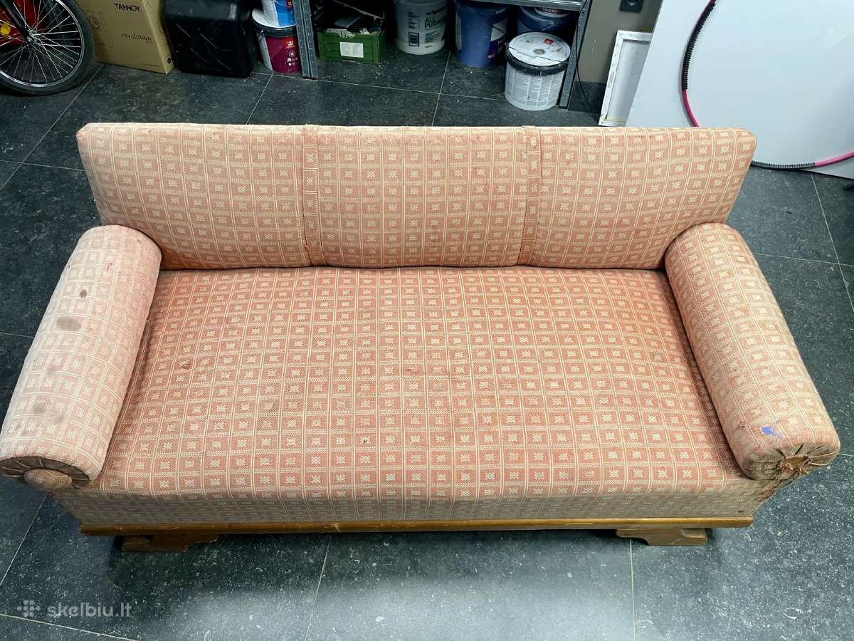Sofa senovine