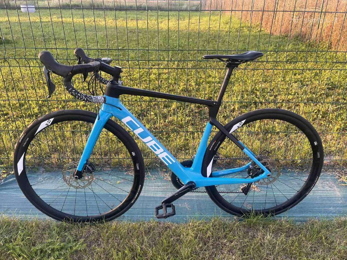 Cube Agree C:62 Race Carbon 53