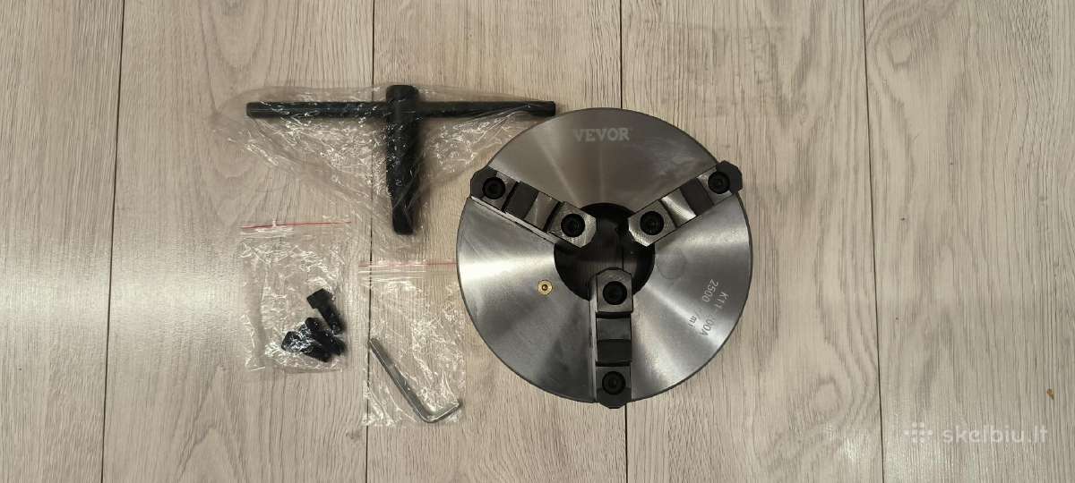 Tekinimo stakliu griebtuvas D200