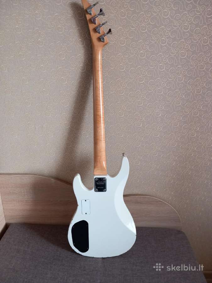 Parduodu Bass guitar Aria Pro II - nuotraukos Nr. 2