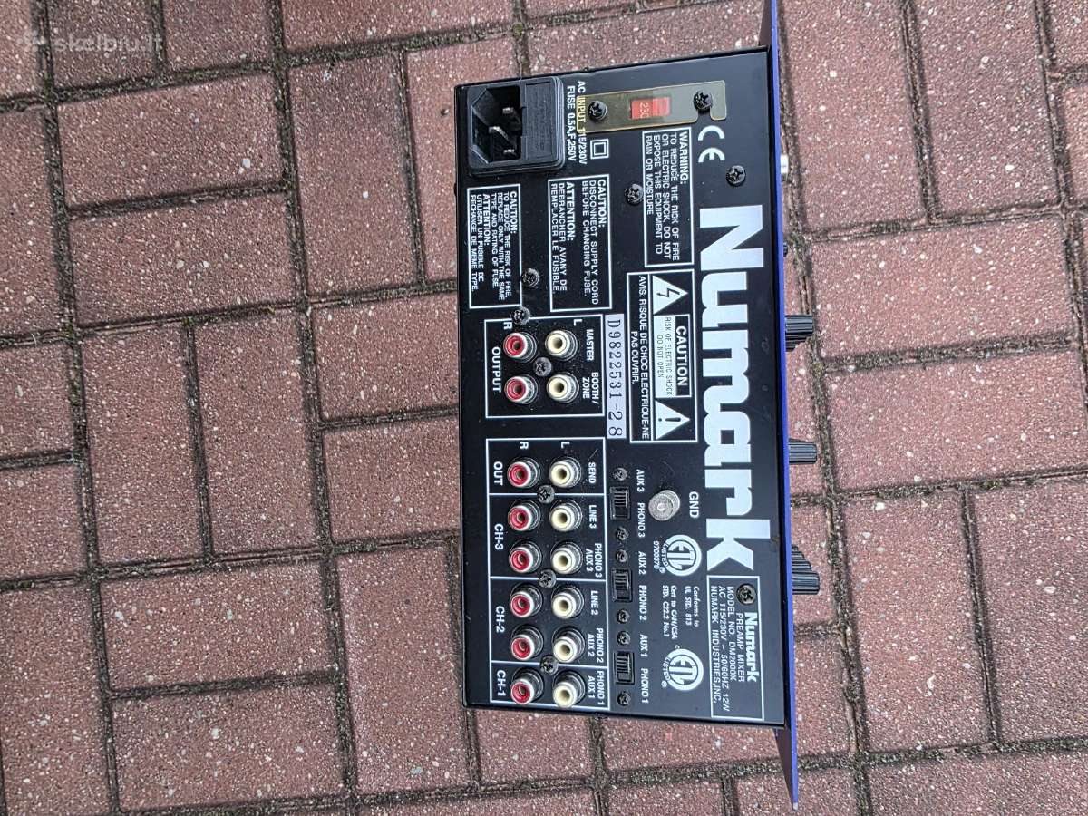 Kolonėlės stiptintuvai dj pultai - nuotraukos Nr. 13