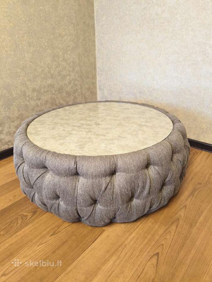 Chesterfield stiliaus kavos staliukas
