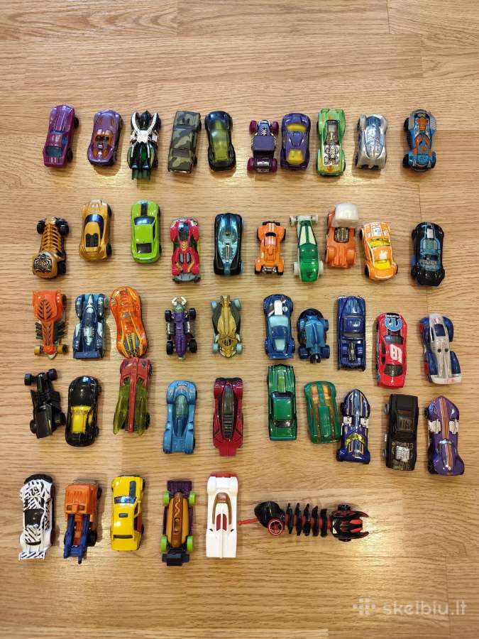 Hot Wheels mašinytės
