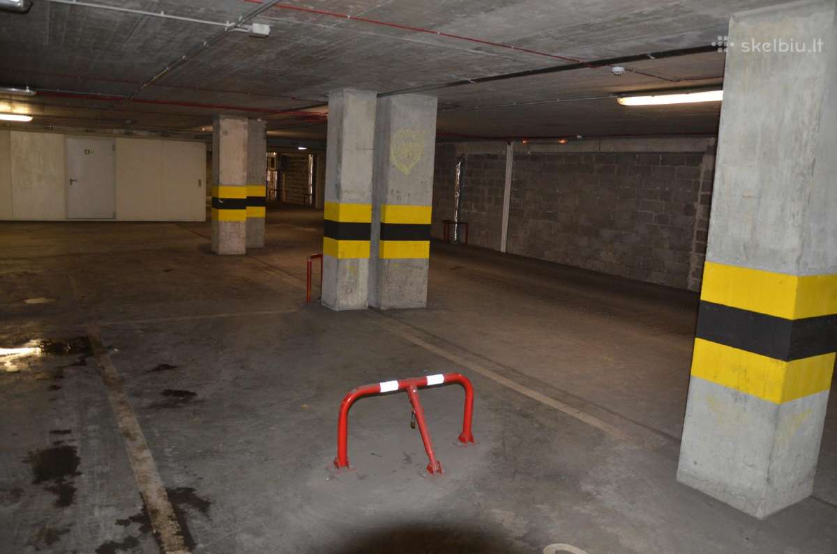 Parkingas Smolensko.g 10 - Skelbiu.lt