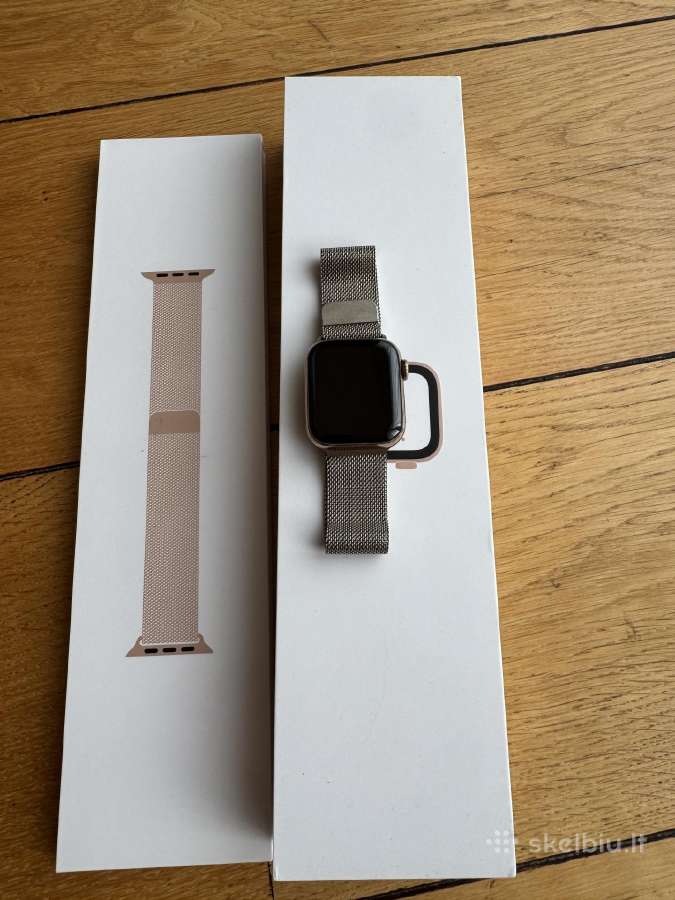 Naudotas Apple Watch plieninis 4 40mm