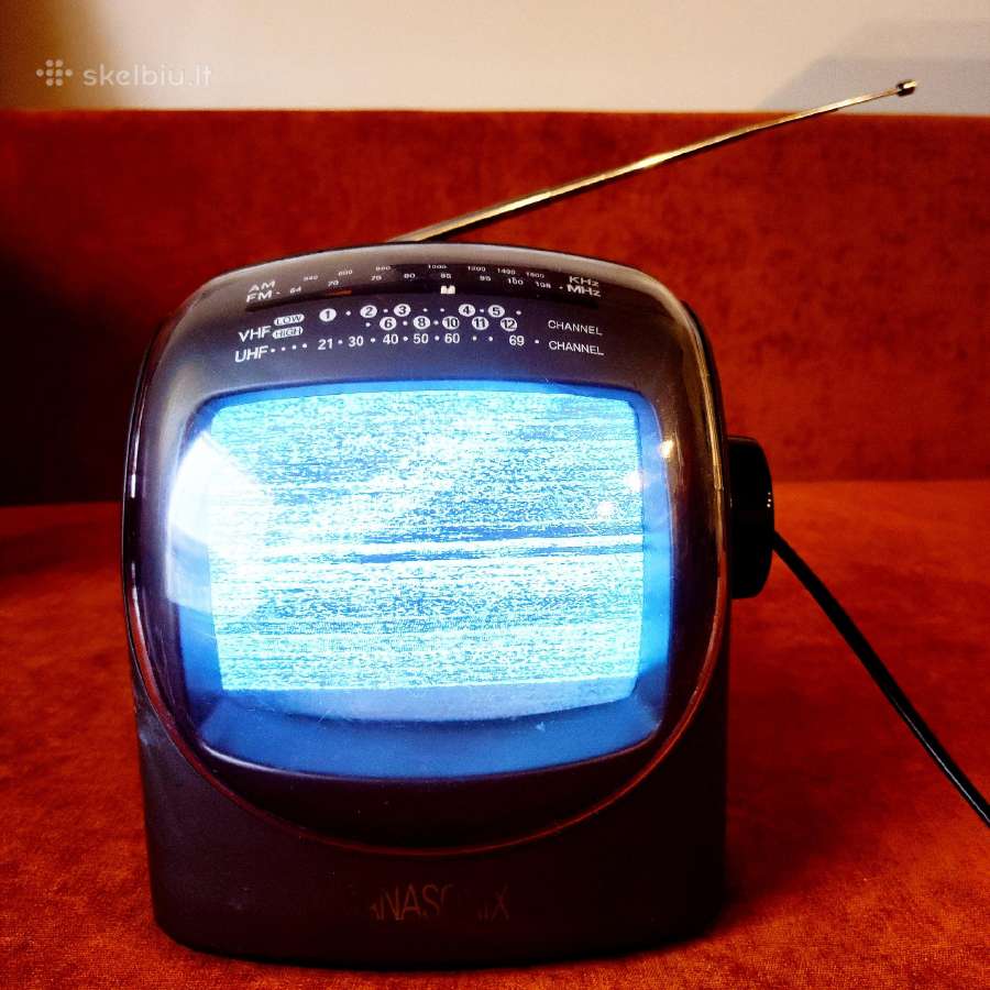 Vintažinis televizorius, su radija