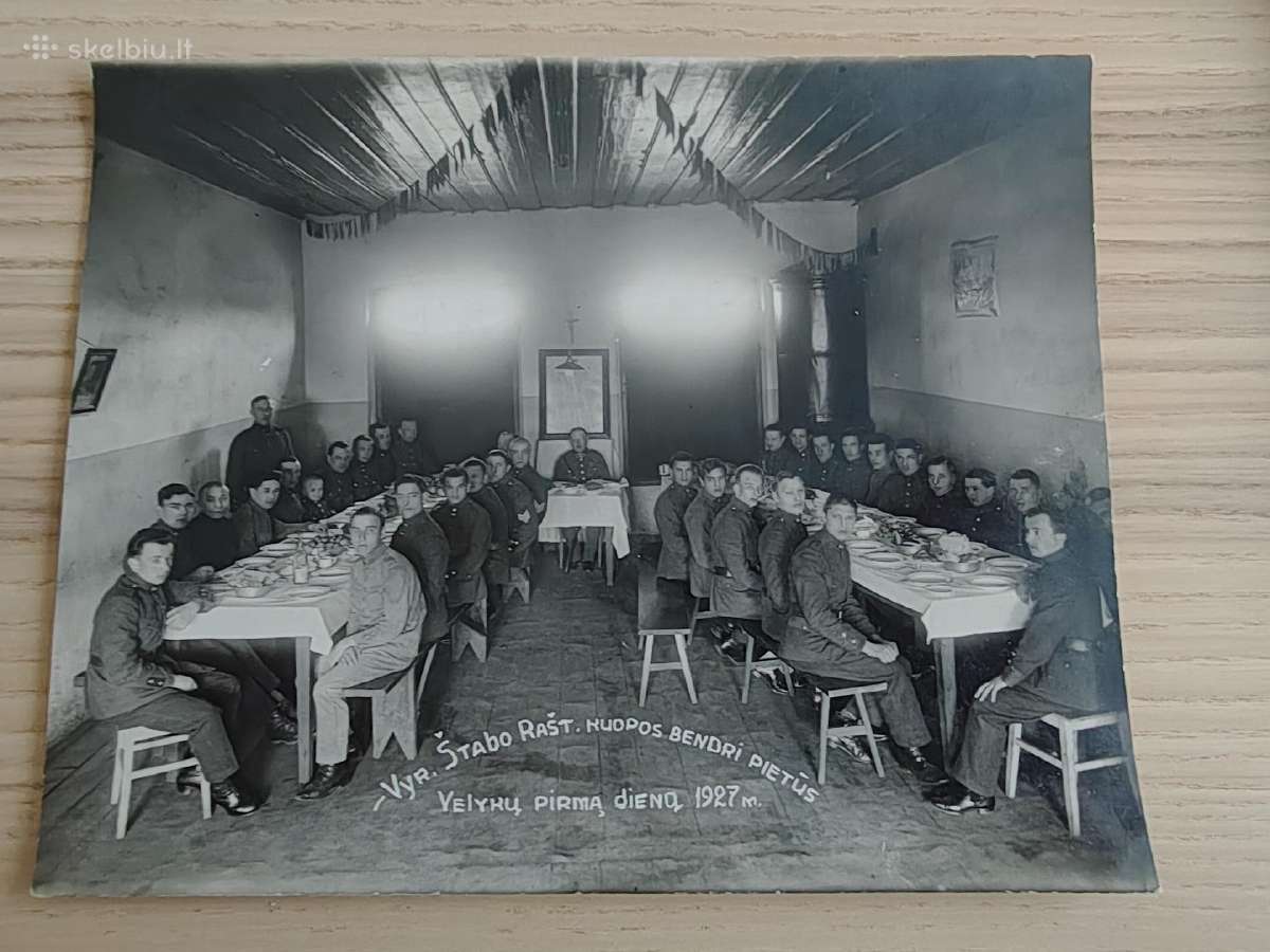 Vyr. štabo raštininkai. 1927 m. Velykos