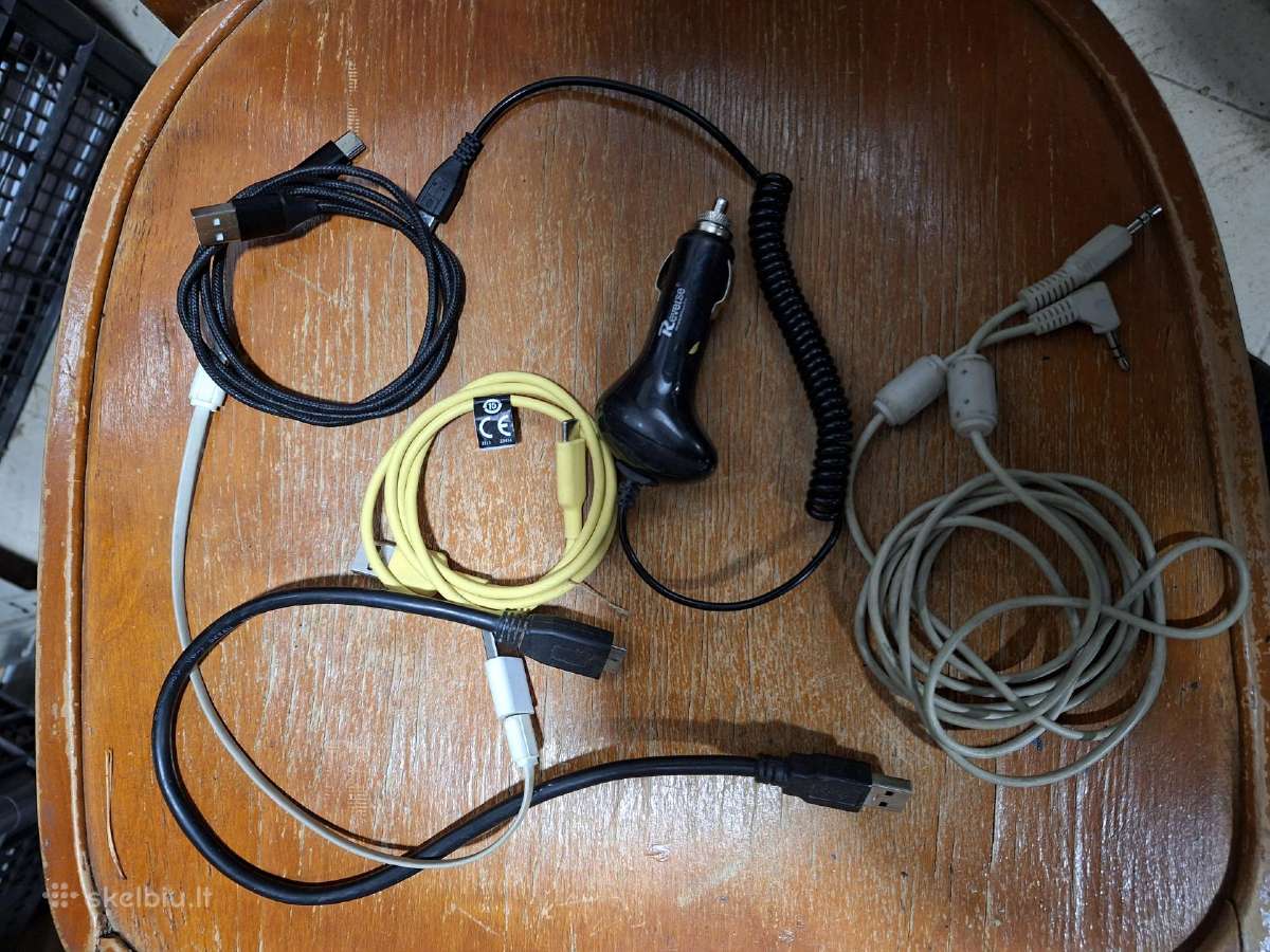 Parduodami mobilių telefonų įkrovimo laidai