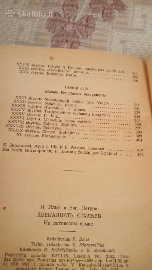 Dvylika kėdžių - nuotraukos Nr. 4