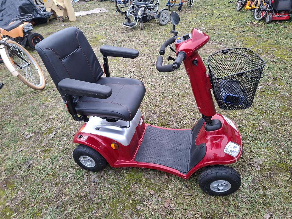 Skuteris Kymco super4