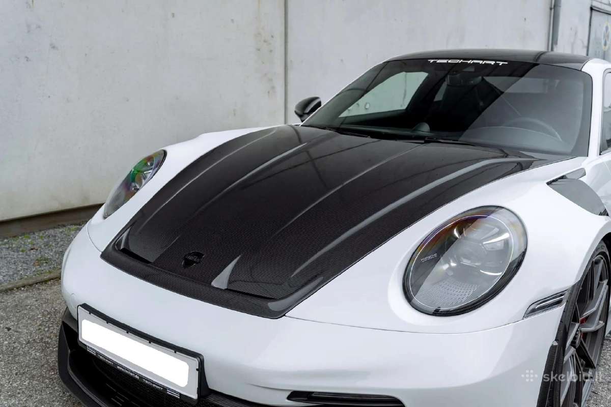 Automobilio apklijavimo plėvelė Carbon 5D juoda - nuotraukos Nr. 7