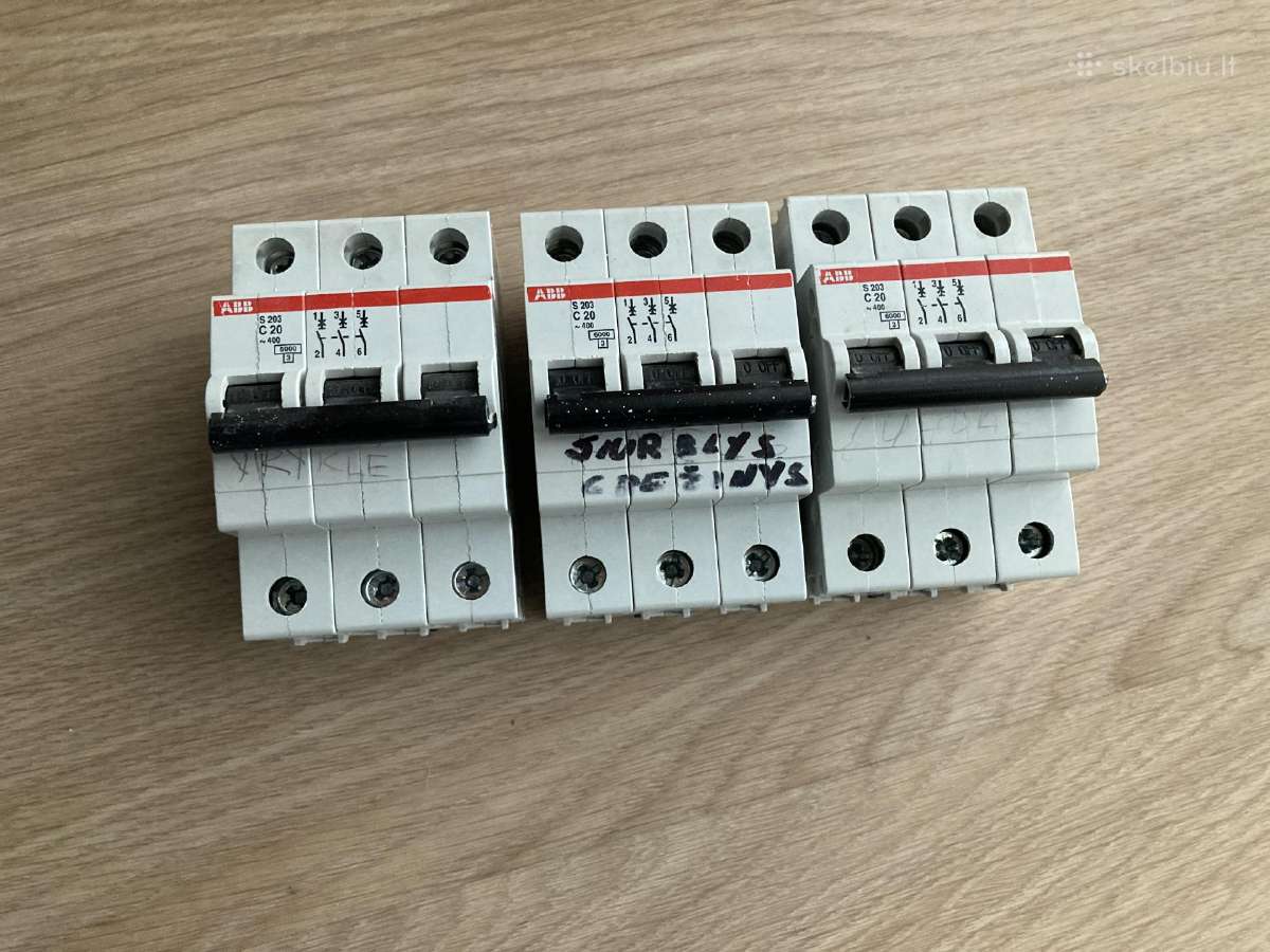 S203 - C20 saugikliai 3 vnt.