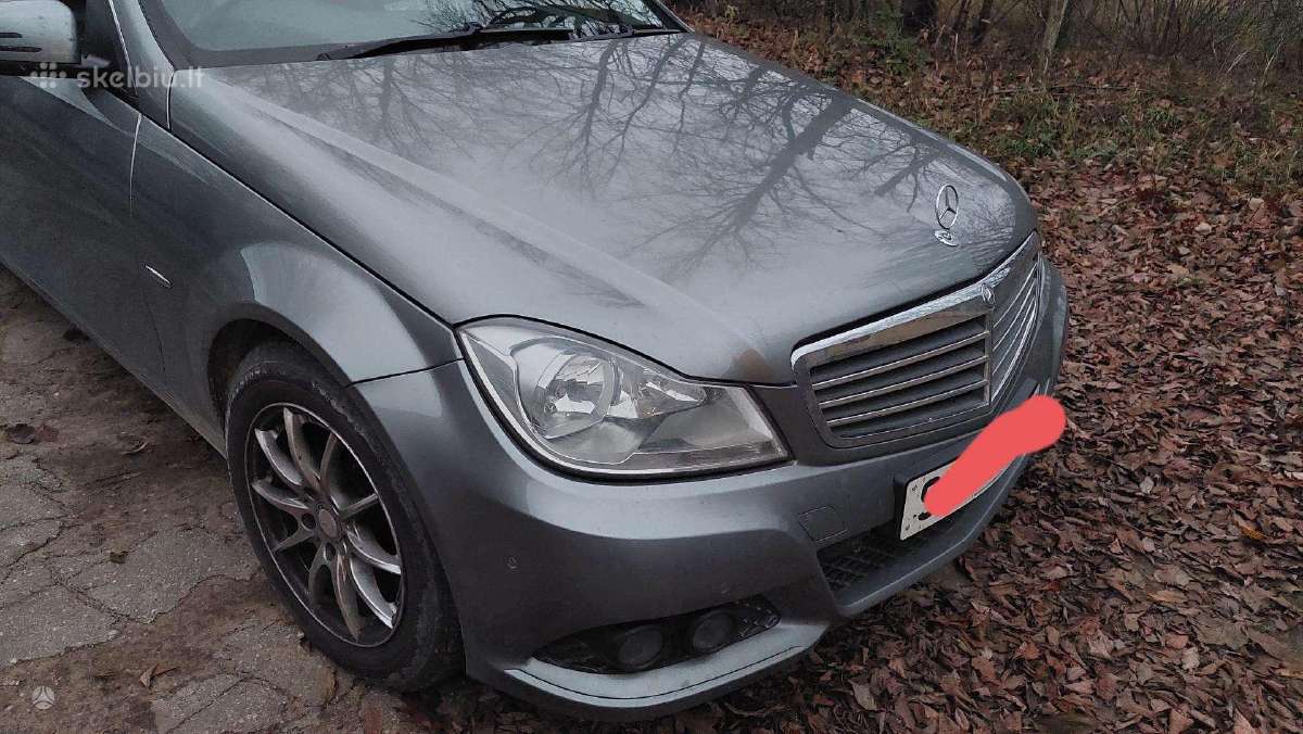 Parduodu 2012m. MB C klasės 204 kėbulas dalimis