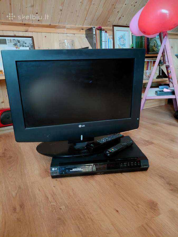 LG televizorius su plejeriu