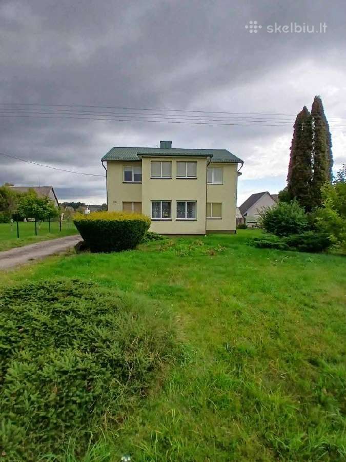 Gyvenamasis namas su ūkiniu pastatu