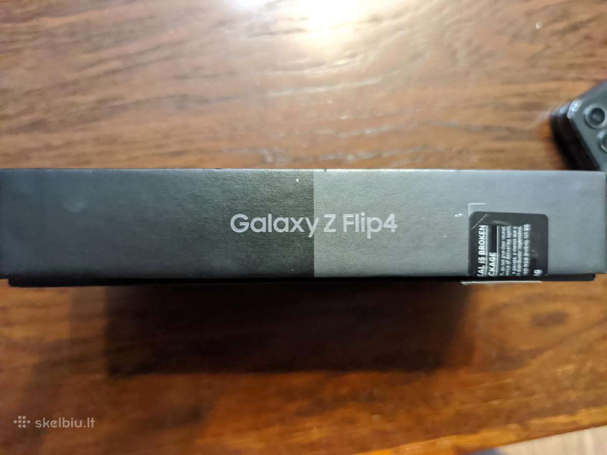 Samsung Galaxy Z Flip4 - nuotraukos Nr. 5