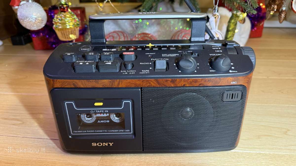 Sony Cfm-a50 magnetola su radija