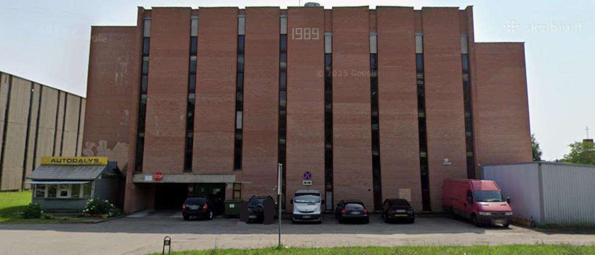 Parduodamas garažas Debreceno g daugiaaukštyje 2-a